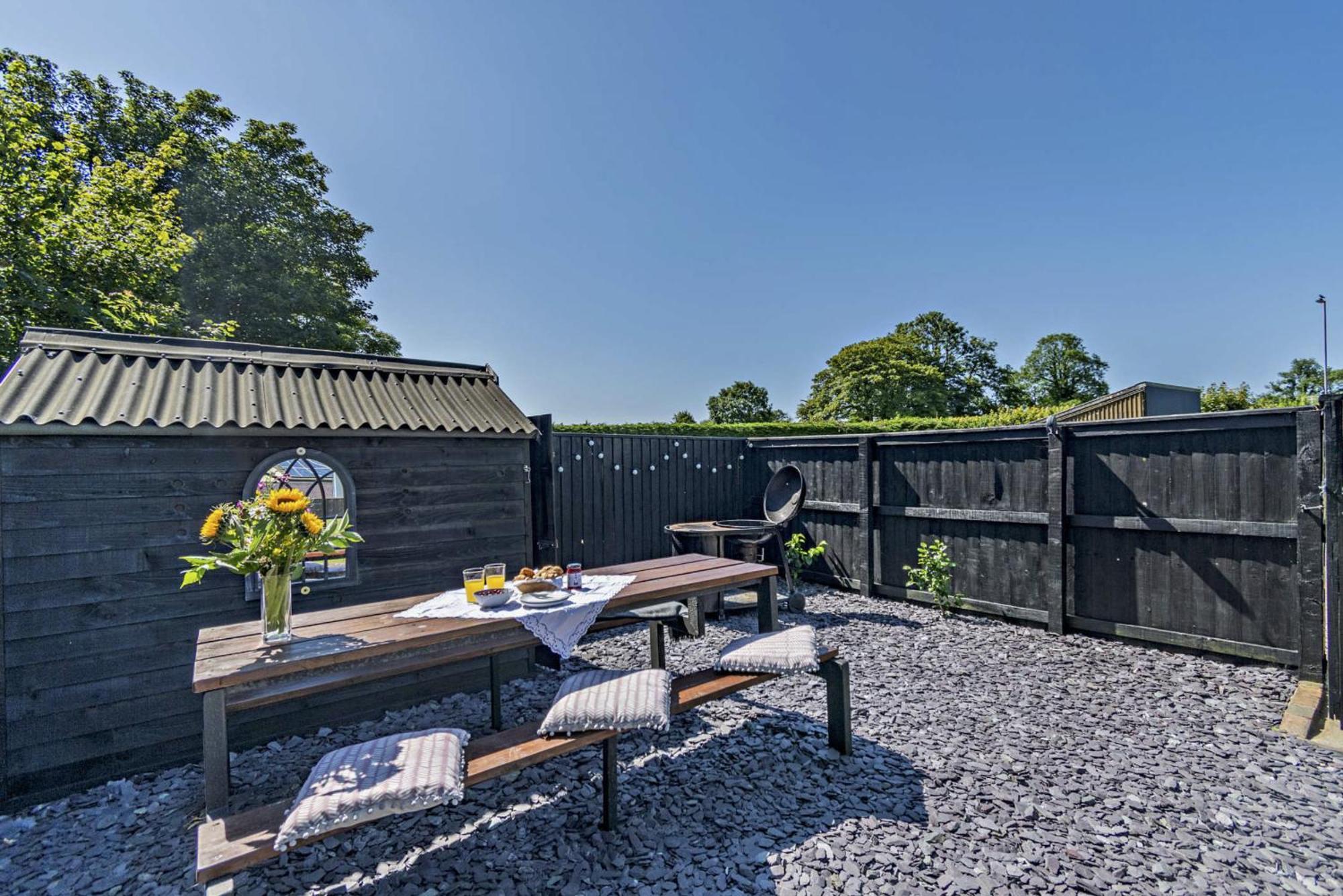 Willow Lodge, Wolfscastle Haverfordwest Exterior photo
